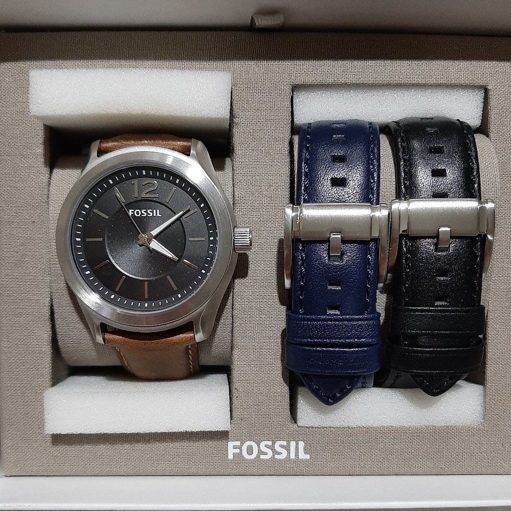 Fossil Mens Watch and Strap Gift Set